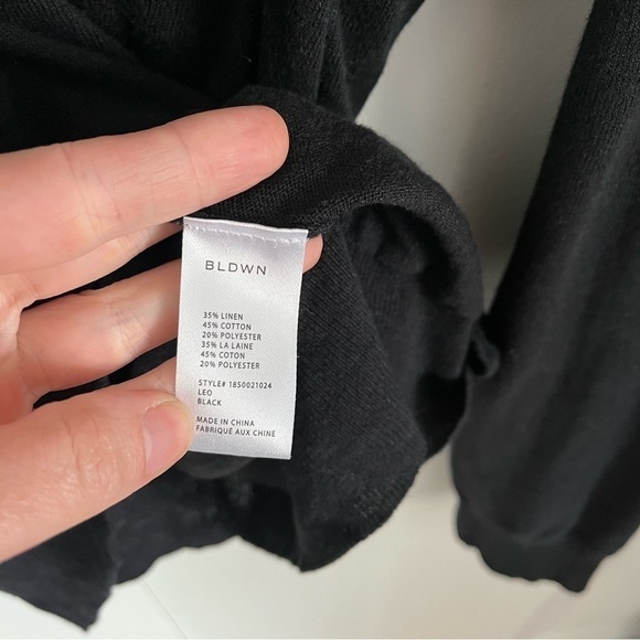 BLDWN Leo Linen V-Neck Pullover - Picture 8 of 8